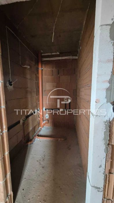 Продава се Тристаен апартамент в Пловдив, Беломорски - 142 кв.м за 1301 €/кв.м - Снимка #8