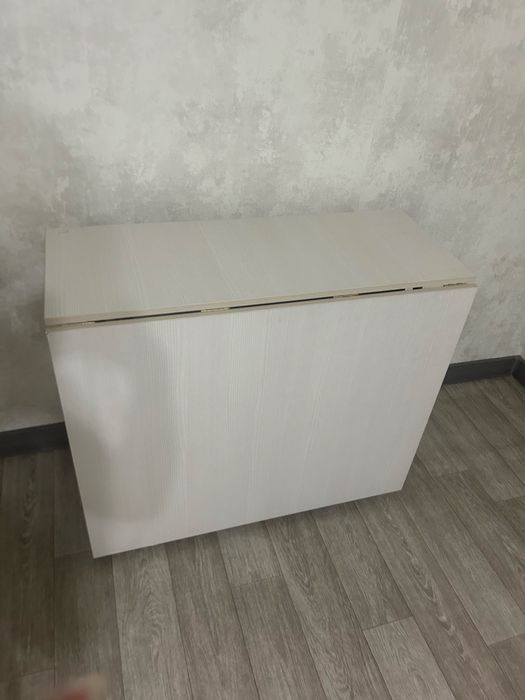 Продам стол 3м !
