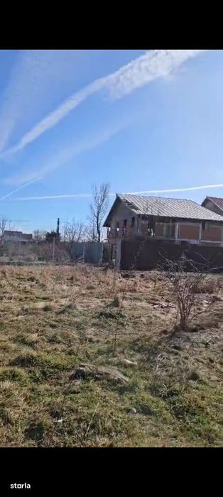 Ganeasa Cozieni Manastirea Pasarea,asfalt, 200m de Politia Ganeasa