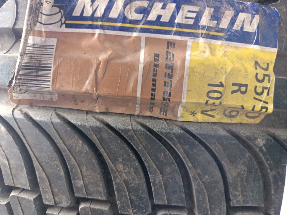 Продам шины новые Мишлен