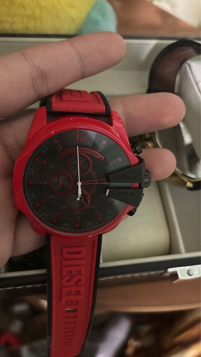 Продам часы Diesel 100метровки