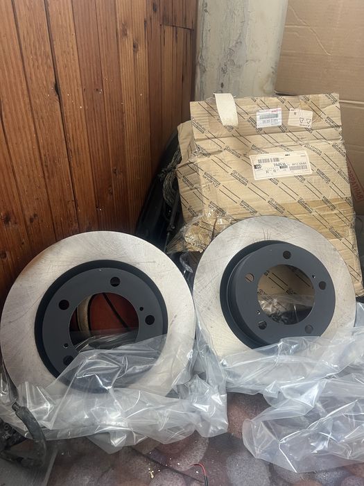 Тормозные диски Land Cruiser 200