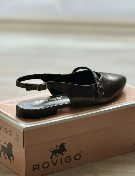 Pantofi cu varf ascutit. Noi