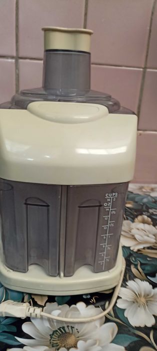 Соковыжималка электрическая