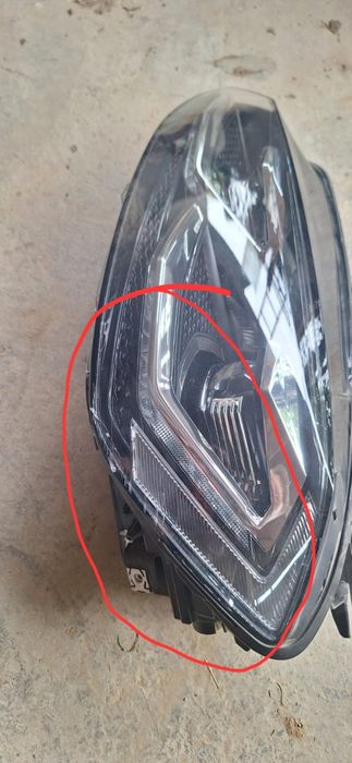 Far stânga+dreapta  Volkswagen Golf 7 ful led facelift
