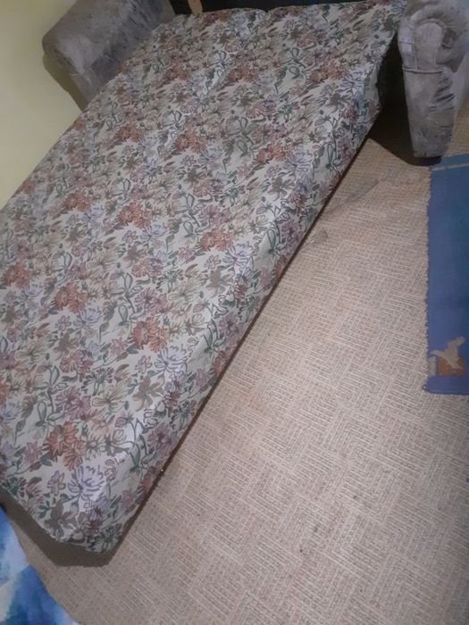 Продам Два Дивана и Два кресла Б/у. Самовывоз