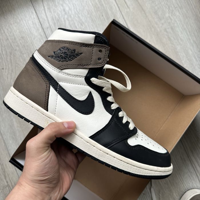 Pantofi Sport Air Jordan 1 High Mocha 41 VNDS 100% originali