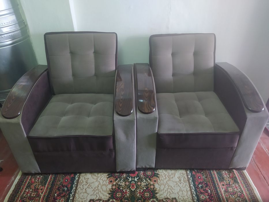 Кресло 2 штук В отличном состоянии