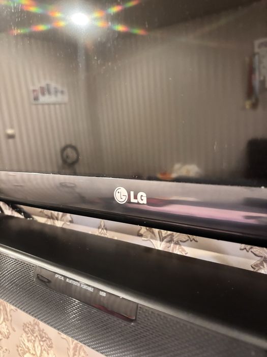 Продам телевизор лж