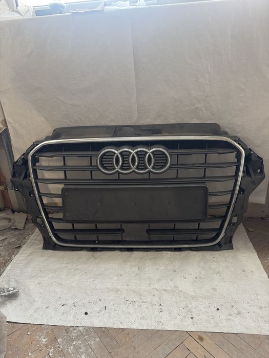 Оригинална решетка Ауди А3 Audi A3 8V
