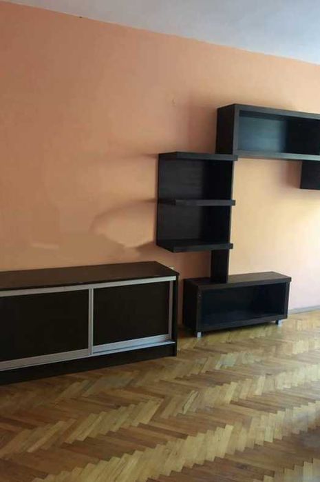 Дава се под наем Двустаен апартамент в София, Изток - 70 кв.м за 663 € - Снимка #2