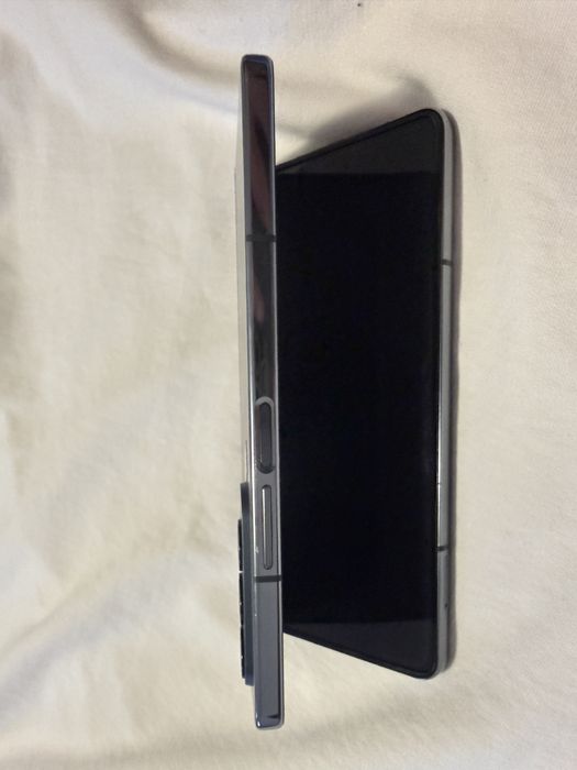 Samsung Galaxy Z Fold 4 256 GB – Impecabil, Negru.