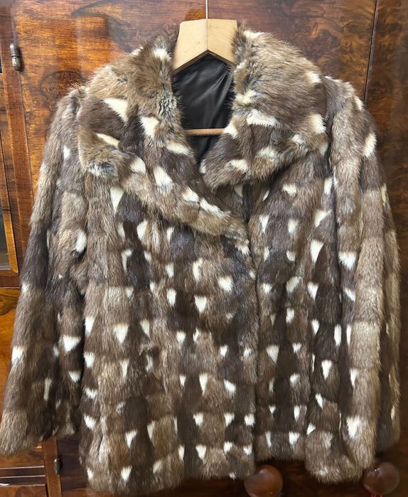 Vând blană naturală de nurcă mărimea M