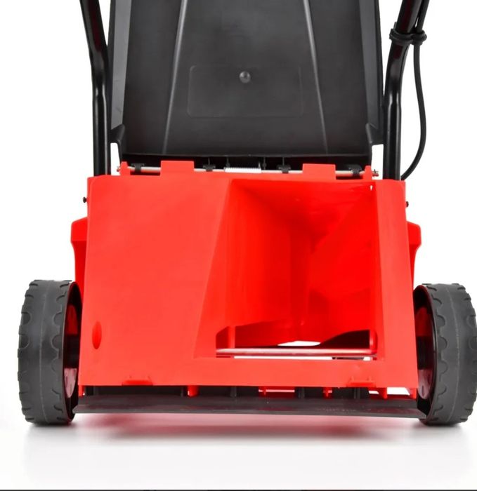 Mașină de tuns iarba electrică Hecht 1000 nefolosită