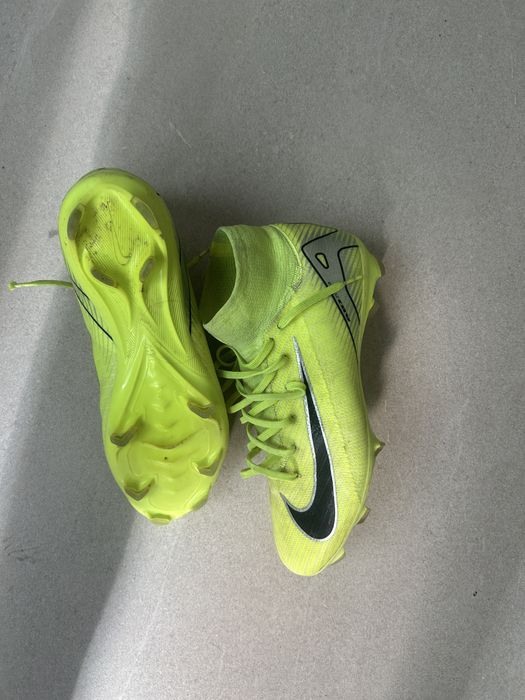 Ghete nike acc de fotbal