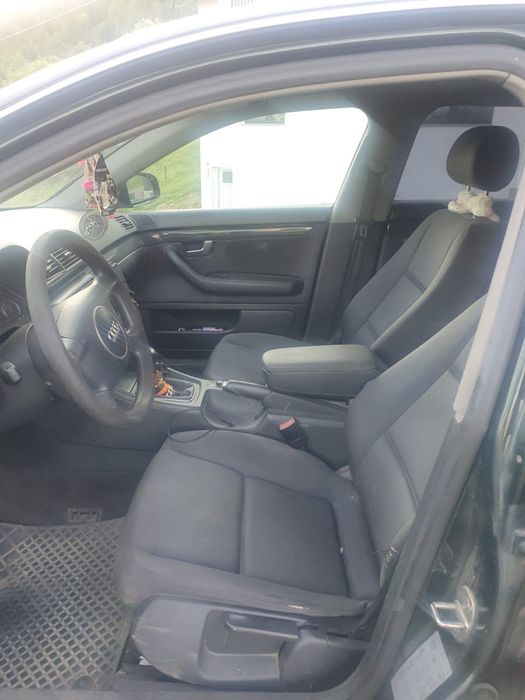 AUDI A4 2004 — imagine 2