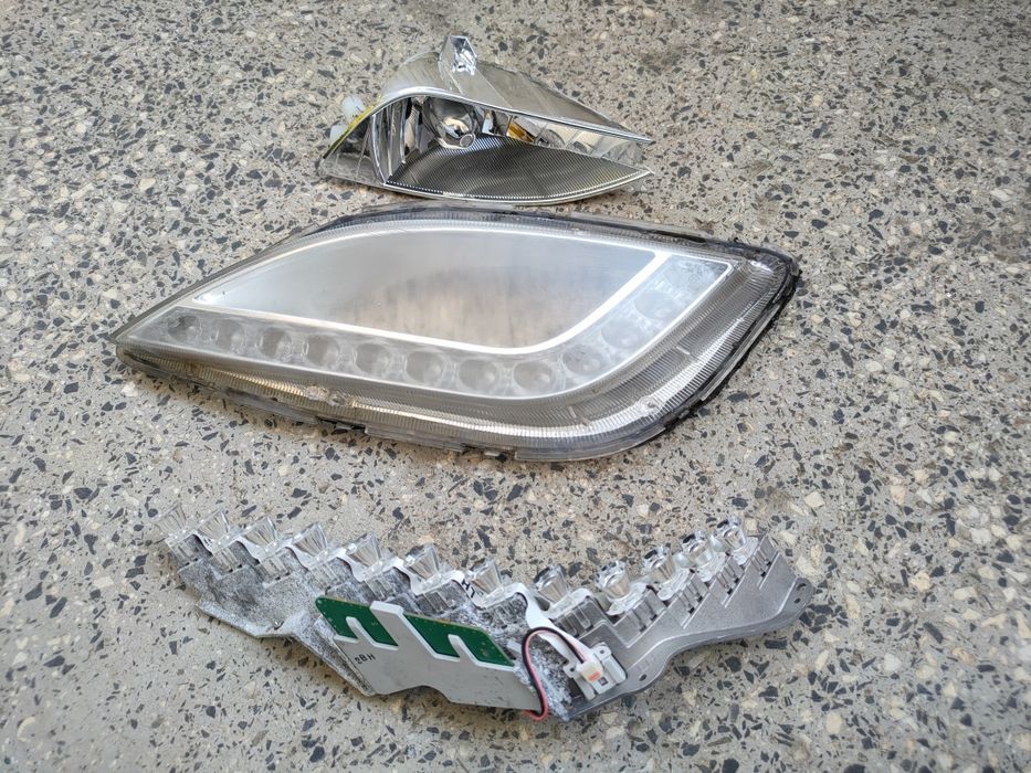 Ляв фар за мъгла на Hyundai i30 II