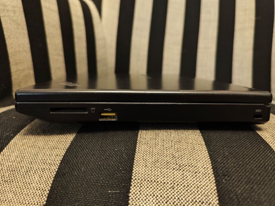 Laptop Lenovo cu jocurile copilariei