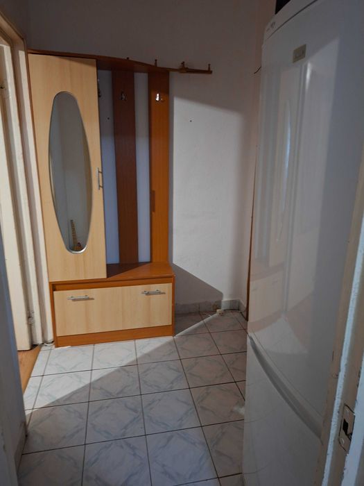 Inchiriez apartament 2 camere