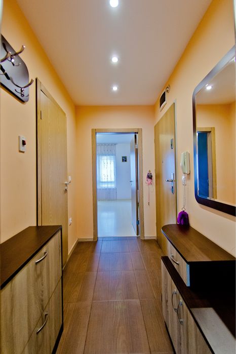 Дава се под наем Двустаен апартамент в Варна, Лятно кино Тракия - 65 кв.м за 561 € - Снимка #9