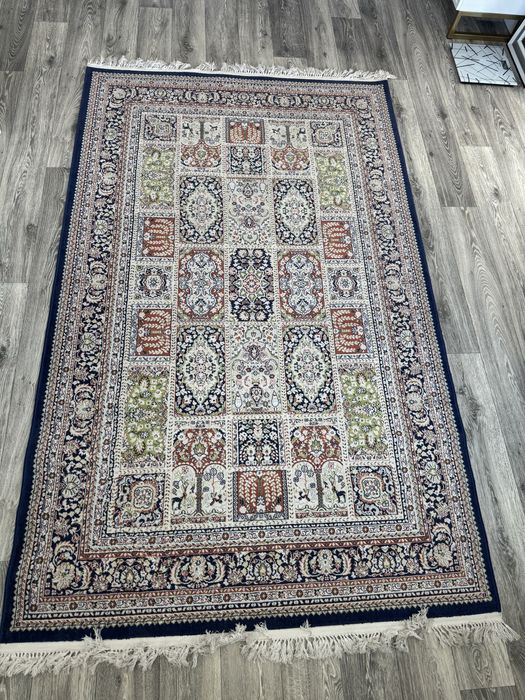 Продам натуральный шелковый ковер