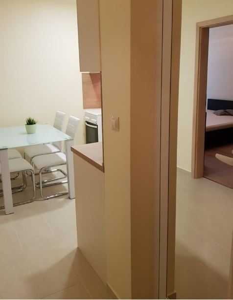 Продава се Тристаен апартамент в София, Младост 4 - 95 кв.м за 1769 €/кв.м - Снимка #2