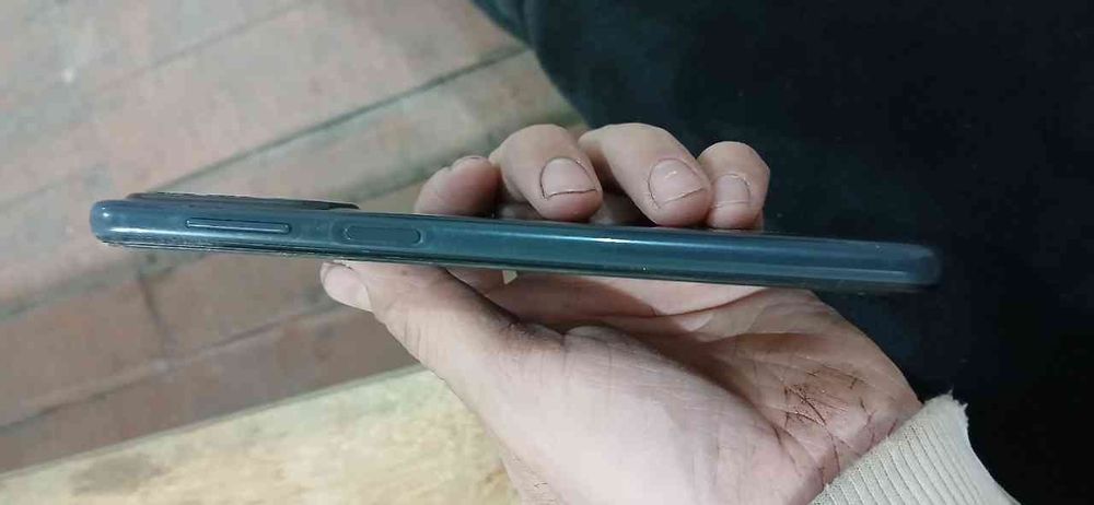 Assalomu alaykum hammaga.  Samsung Galaxy A23 4:64 telefon bor