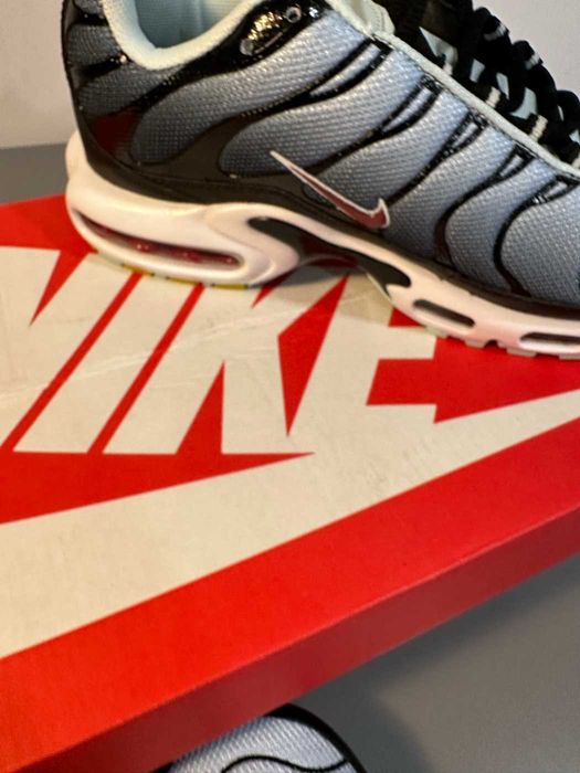 Nike Air Max Plus TN Silver Black Red marimea 42