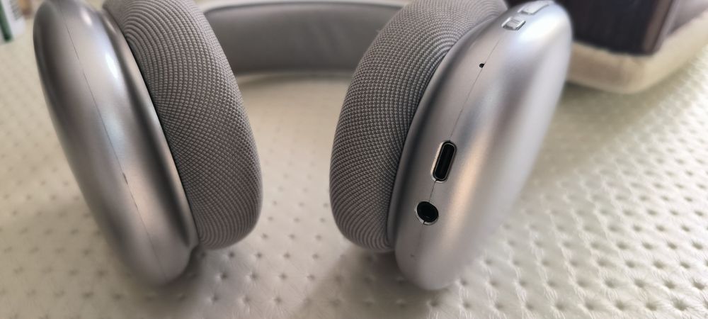 Накладные наушники R2 Max