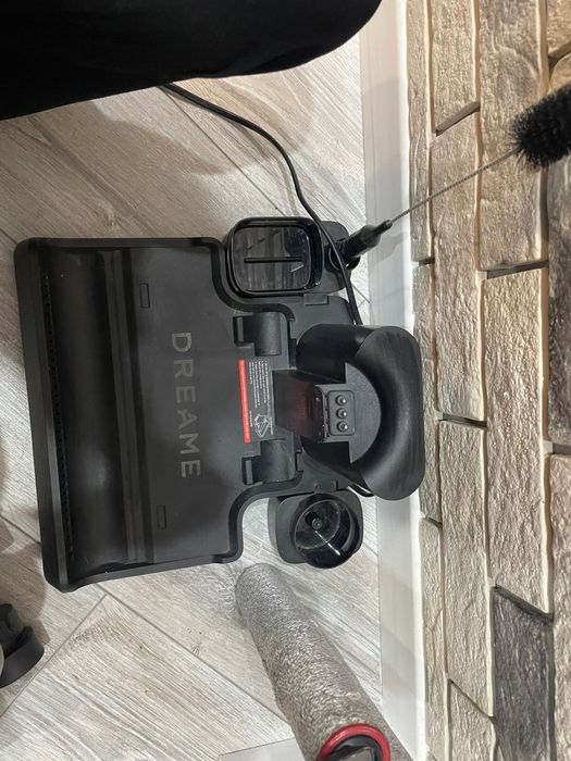 Dreame H12 Pro — моющий пылесос