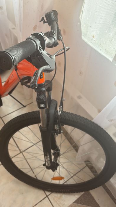 Vand bicicleta rockrider st 500 noua inca in garantie