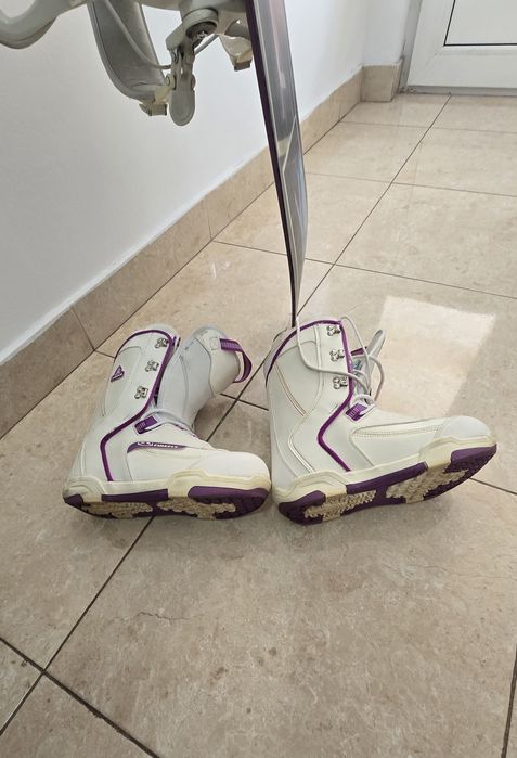 Placa snowboard FIREFLY Spheric PMR și boots Firefly
Snowboard Spheric