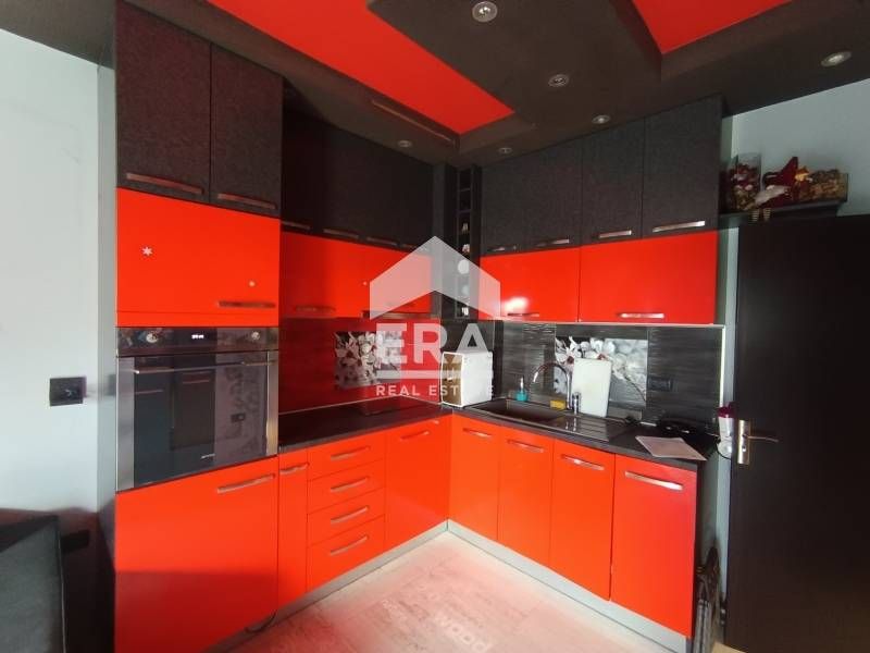 Продава се Двустаен апартамент в Варна, Възраждане 1 - 50 кв.м за 2791 €/кв.м - Снимка #3