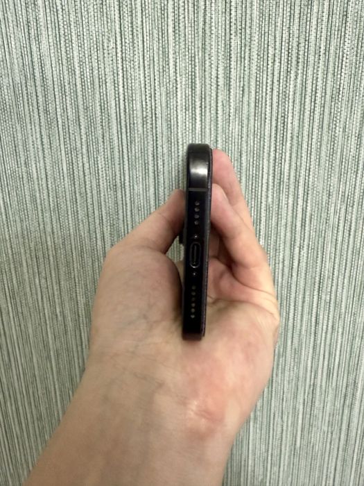 Продам iphone 16 про мах 512 гб