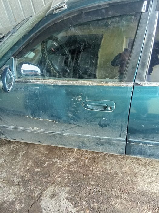 Продам Мазду состояние среднее