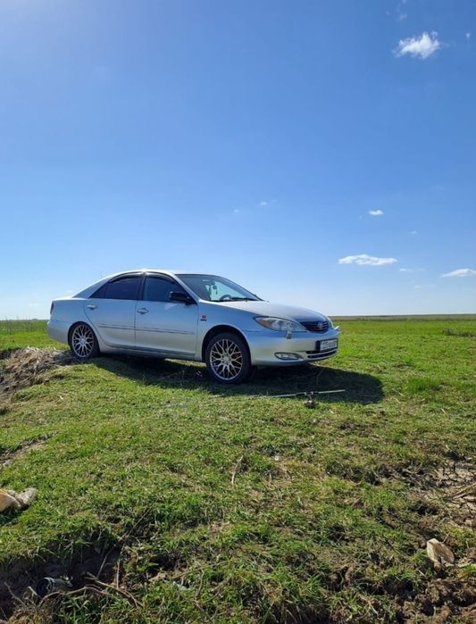 Диски с щинами r18 Camry