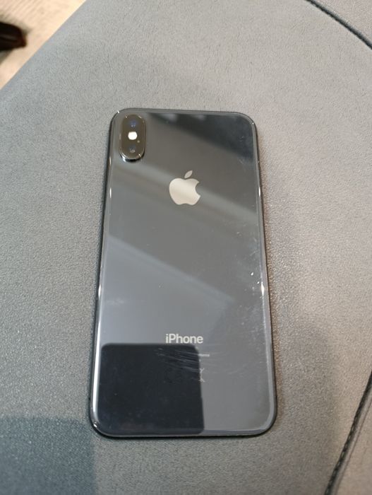 Iphone Xs sotiladi.