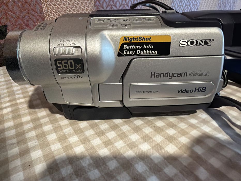 Видео камера Sony