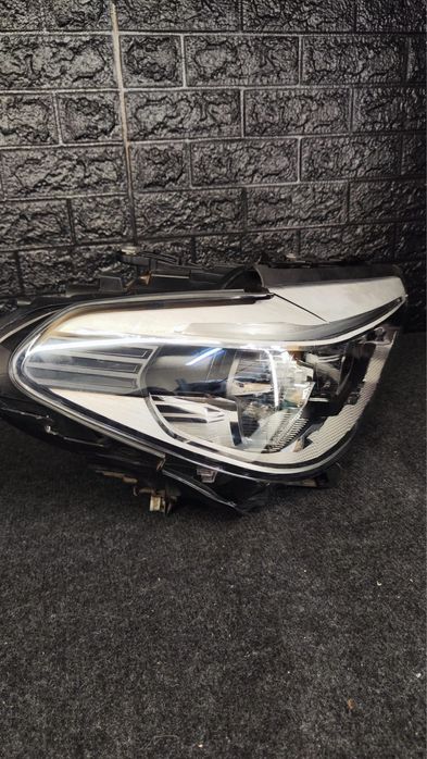 Far dreapta Bmw seria 5 G30 G31 full Led adaptiv