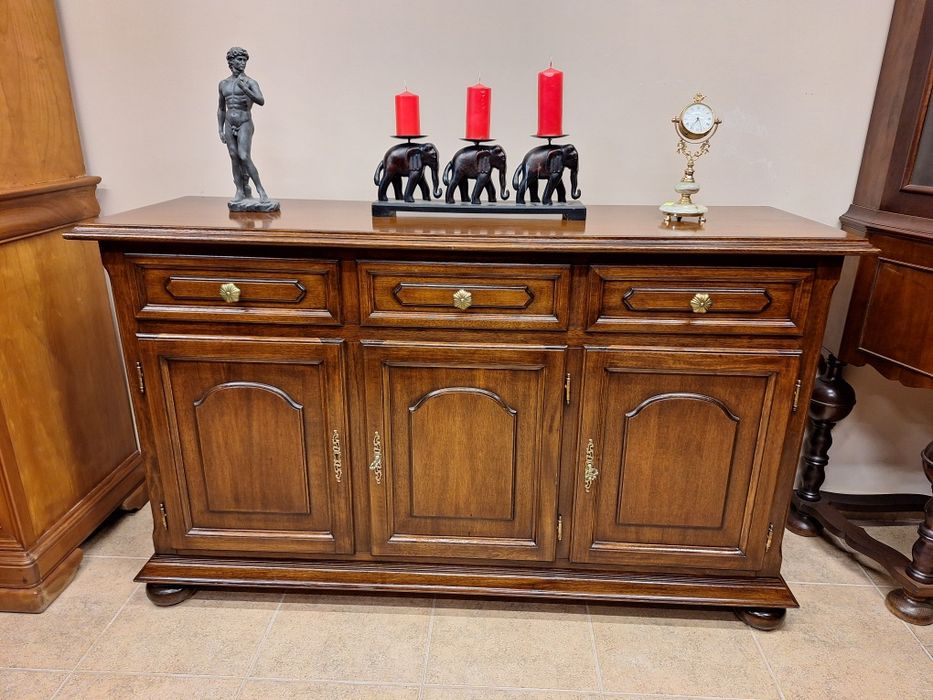 Луксозен комод, скрин, шкаф SELVA