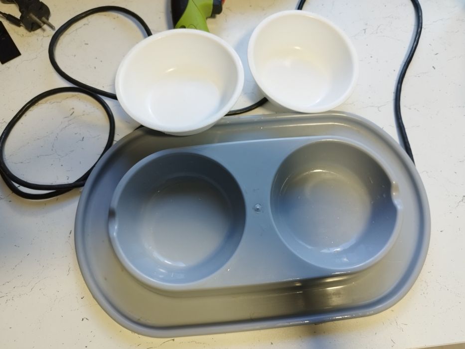 Продам кормушки для кошки