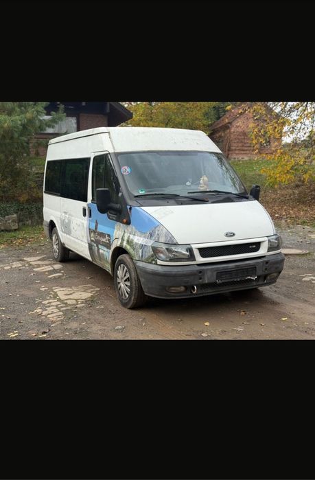 Ford Transit custom 9 locuri