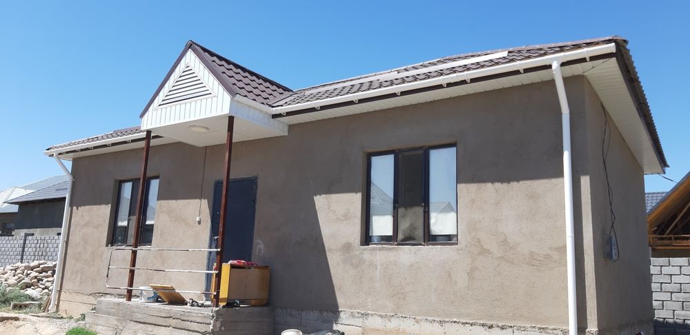 Крыша. Сайдинг водосток. Карниз