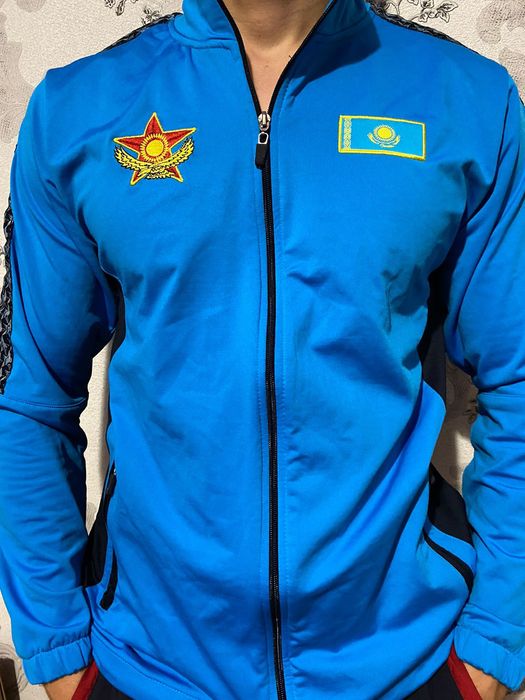 Продам спортивку