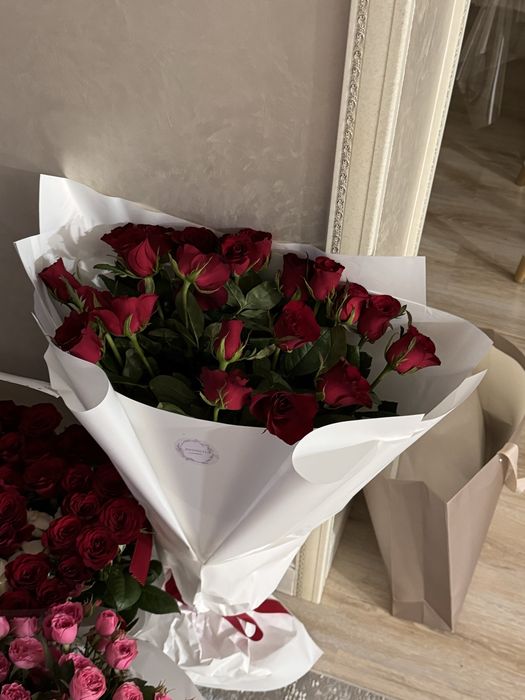 21 розы город актау цветы