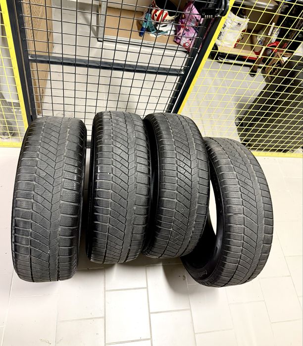 Continental 205 60 16 sunt RFT  dot 2021 * bmw anvelope Dacia ca Michelin  pirelli , goodyear , dunlop , bridgestone. 4 buc /240lei .