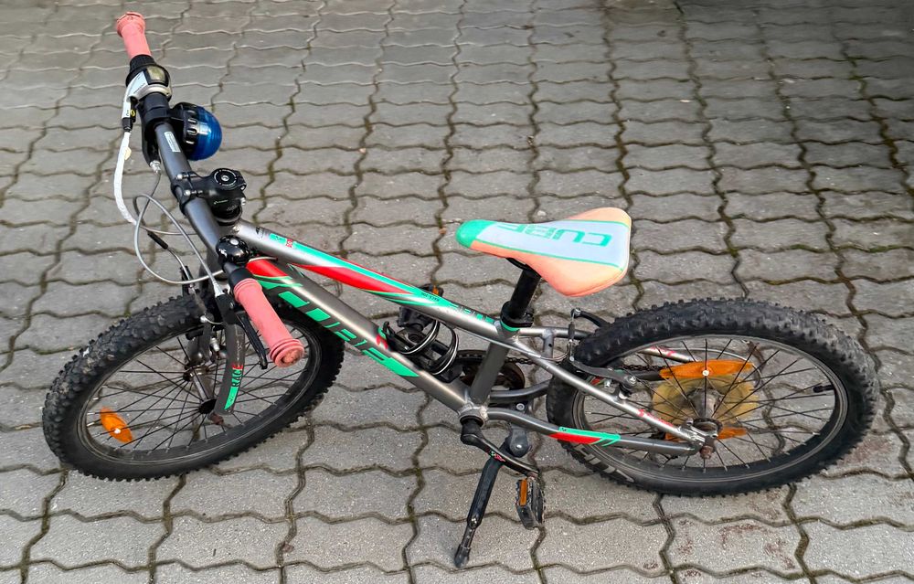 Bicicletă Cube Race: 200