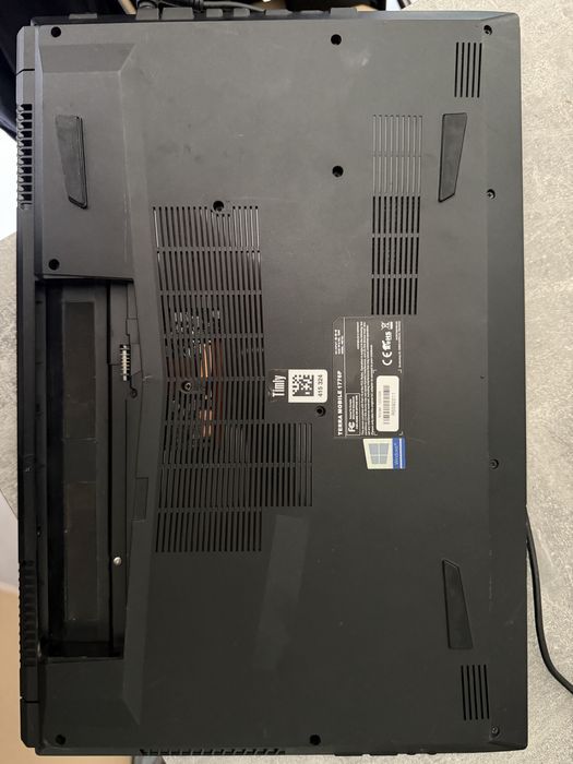 Leptop Gaming  terra /17,3 inchi /i7 8750H