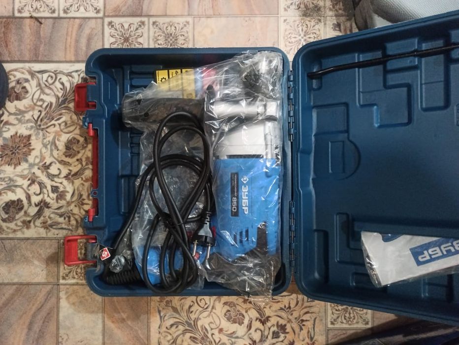 Дрель ударная Зубр ЭДУ 850