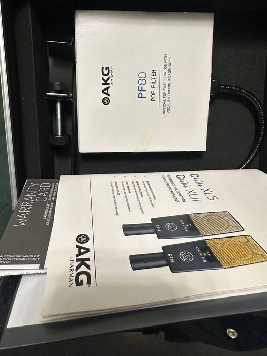 Профессиональный Студийный Микрофон AKG C-414 Xll